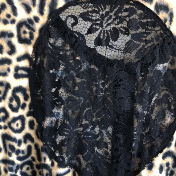 Betsy Leopard print cardigan - Picture 4 of 5